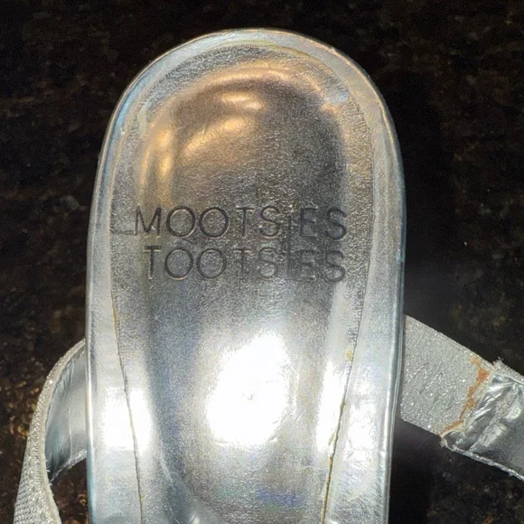 Mootsies Tootsies Silver Strappy Clear Heels - Picture 2 of 7